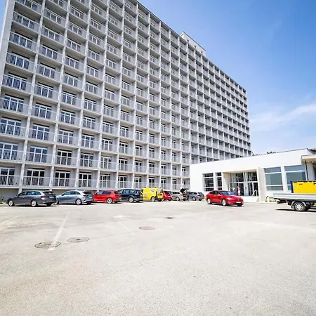 Pohodlny - Pri Centre S Balkonom Апартаменты Кошице